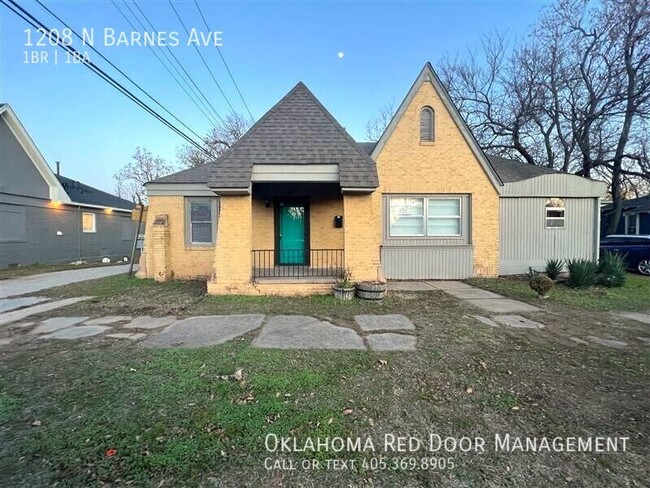 Photo - 1208 N Barnes Ave House