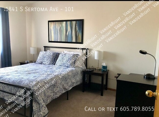 Photo - 1841 S Sertoma Ave