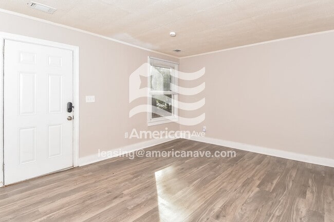 Photo - 2117 Roosevelt Dr