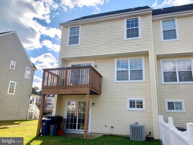 Photo - 351 Paradee Dr