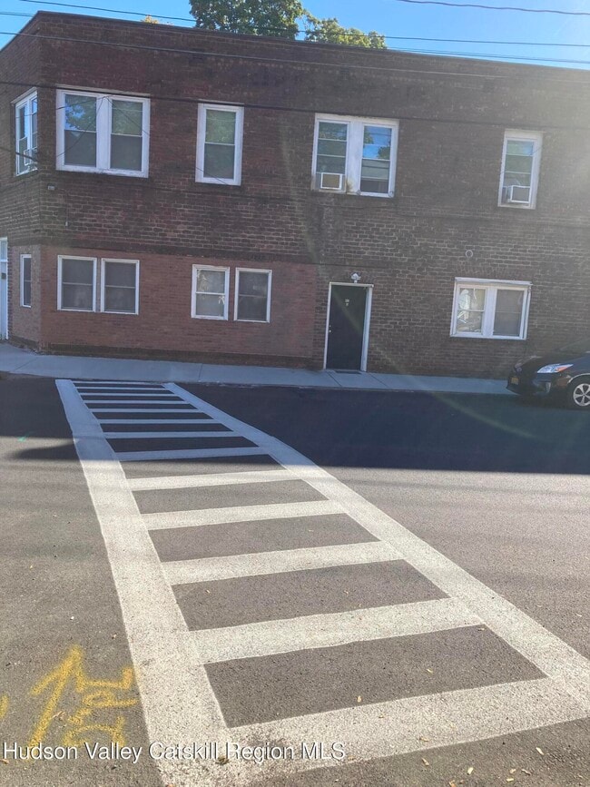 Building Photo - 45 Livingston St