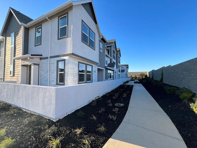 Photo - 3050 Lupita Pepper Walk