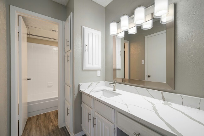 Photo - Fielder Crossing