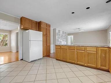 Photo - 2507 Waldemar Ln