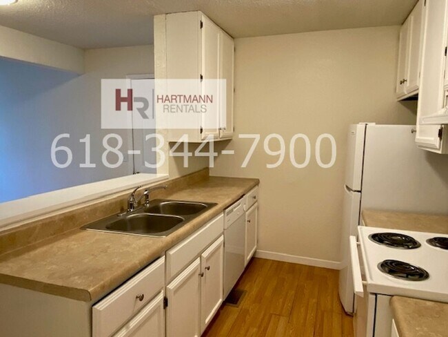Photo - 10 Cougar Dr Unit A