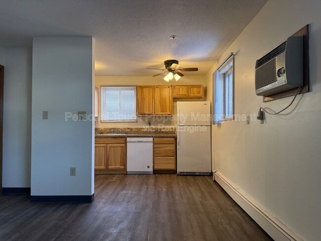 Photo - 320 6th St S Unit 4