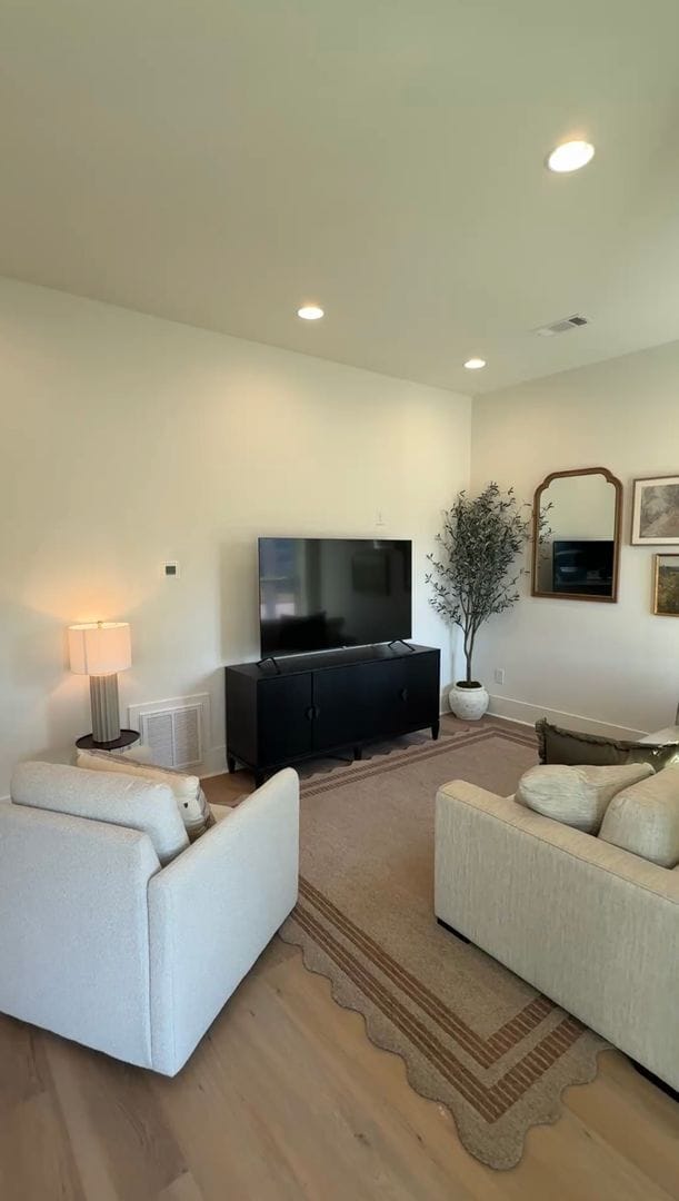 Photo - Awesome New Construction 5BR House Close t...