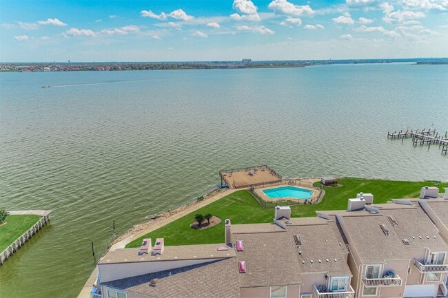 Photo - 13 Mariner Village Dr