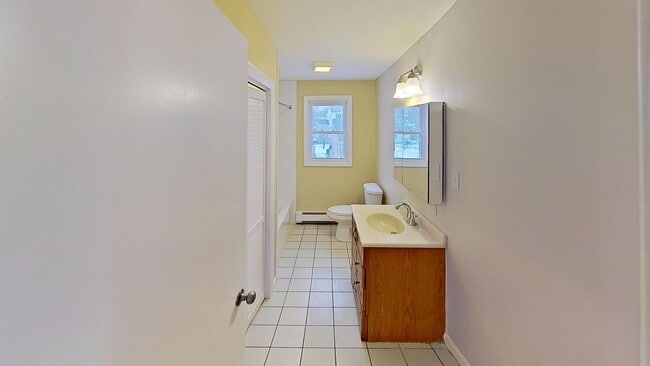 Photo - 52 Rockefeller St Unit 2