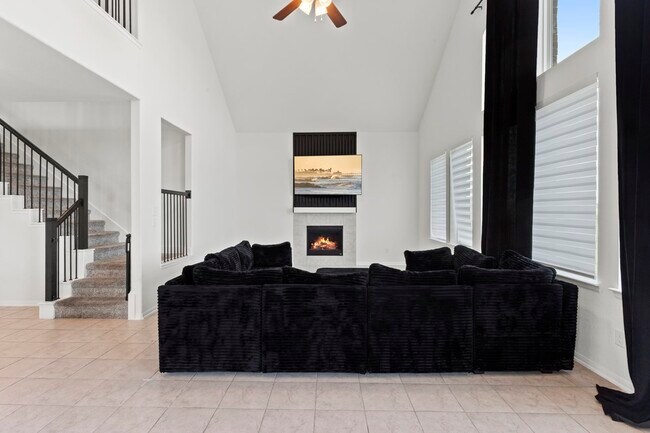 Photo - 413 Chardonnay Dr