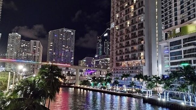 Photo - 185 SW 7th St Unit 1710