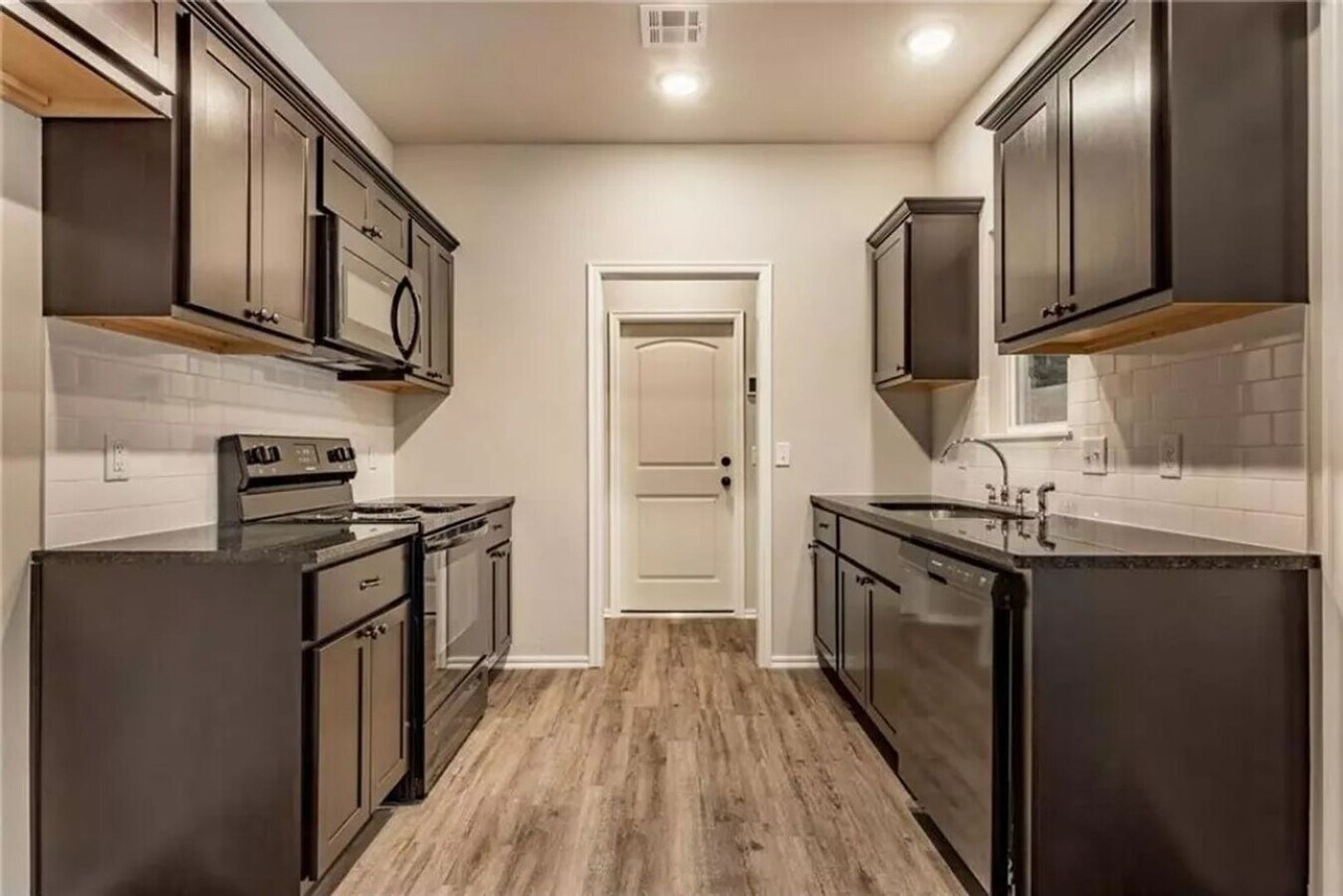Photo - 324 Chalk Hill Ct