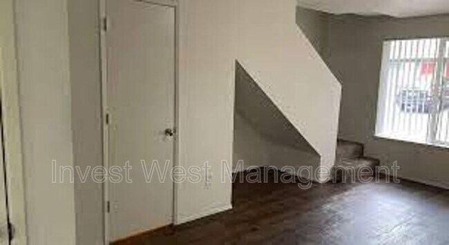 Photo - 9031 N Saint Louis Ave