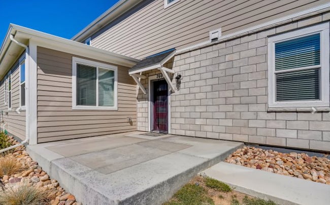 Photo - LOVELY 4-BEDROOM TOWNHOUSE IN WALKABLE SW LONGMONT NEIGHBORHOOD