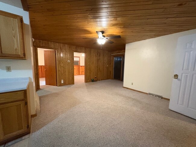 Living Area - N8501 Pine Rd