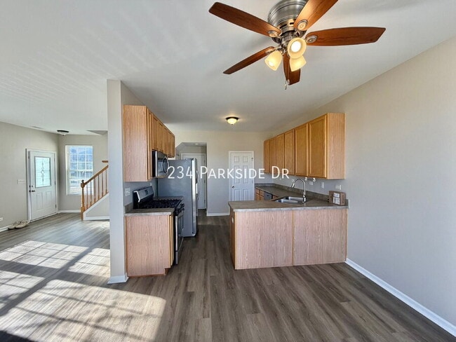 Photo - 234 Parkside Dr