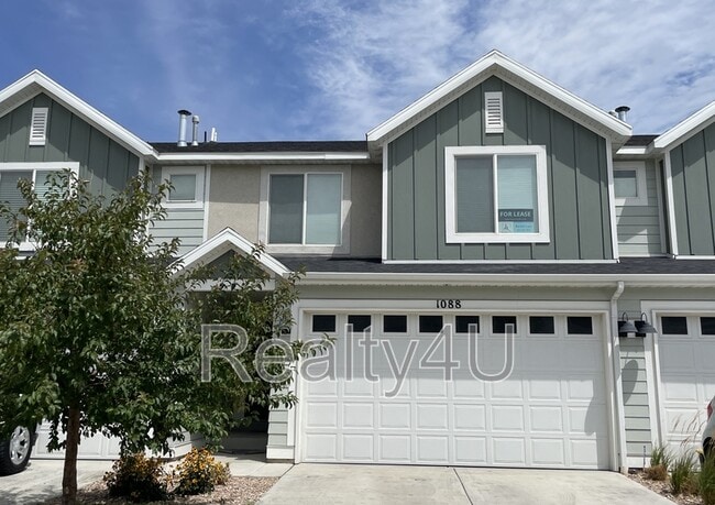 Building Photo - 1088 Waterway Ln
