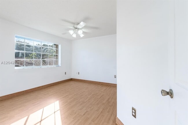 Building Photo - 4671 SW 154th Ave