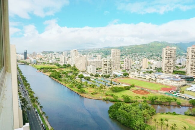 Photo - OCEAN VIEWS! FULLY FURNISHED 1/1! Unit 3302