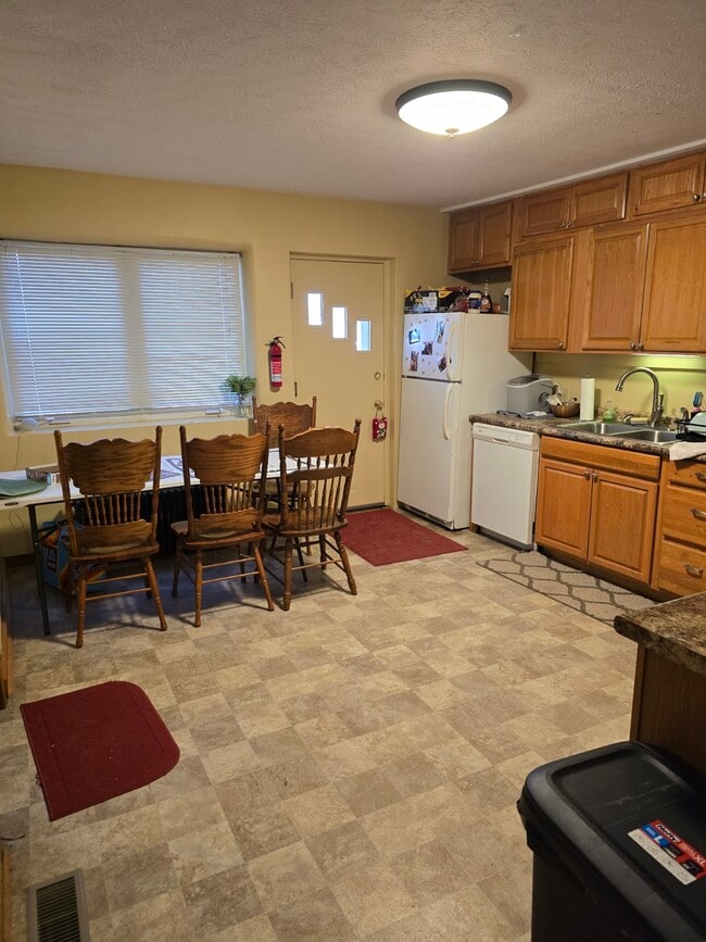 Photo - 1200 N Madison St Unit #1