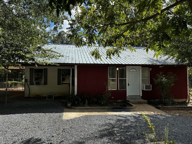 Photo - 3 Bedroom 2 Bath home on a corner lot in Anacoco, LA