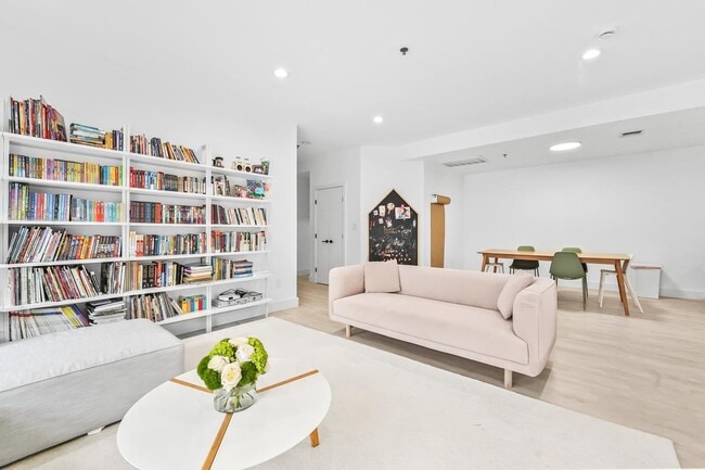 Photo - 1107 Grand St Condo Unit 4A
