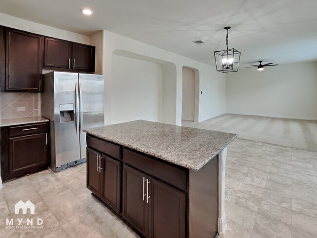 Photo - 13725 James Buchanan St