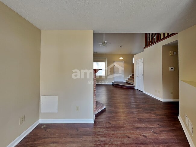 Photo - 9984 Waterside Dr