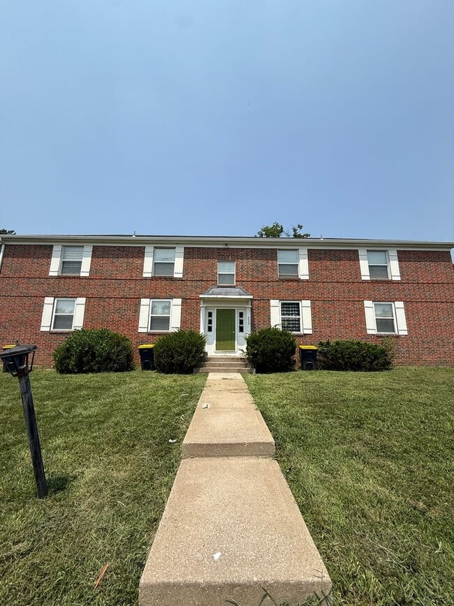 Building Photo - 8608 Countryshire Ln Unit 1 Rental