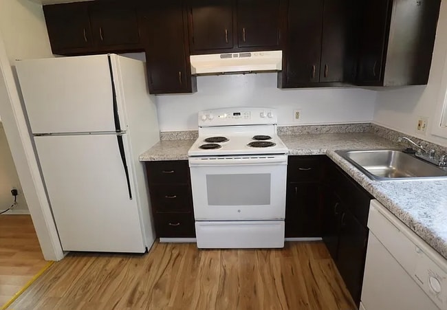 Photo - 3700 Malibu Dr Unit 3700 malibu drive