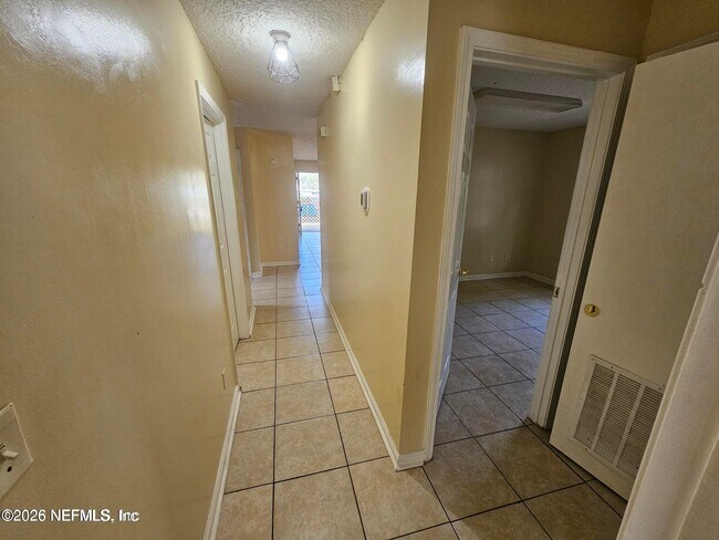 Photo - 7632 Hare Ave