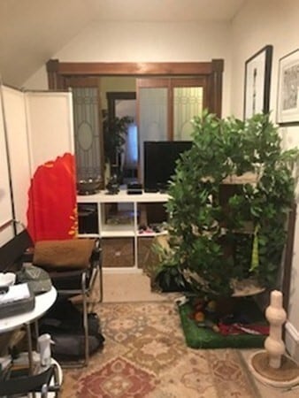 Building Photo - 1899 Hyde Park Ave Unit 3 Rental