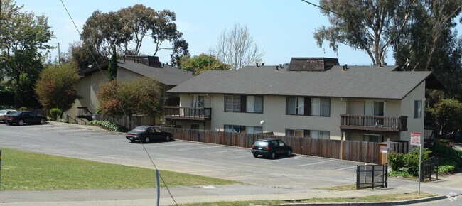 Photo - Crescent Park Apartments