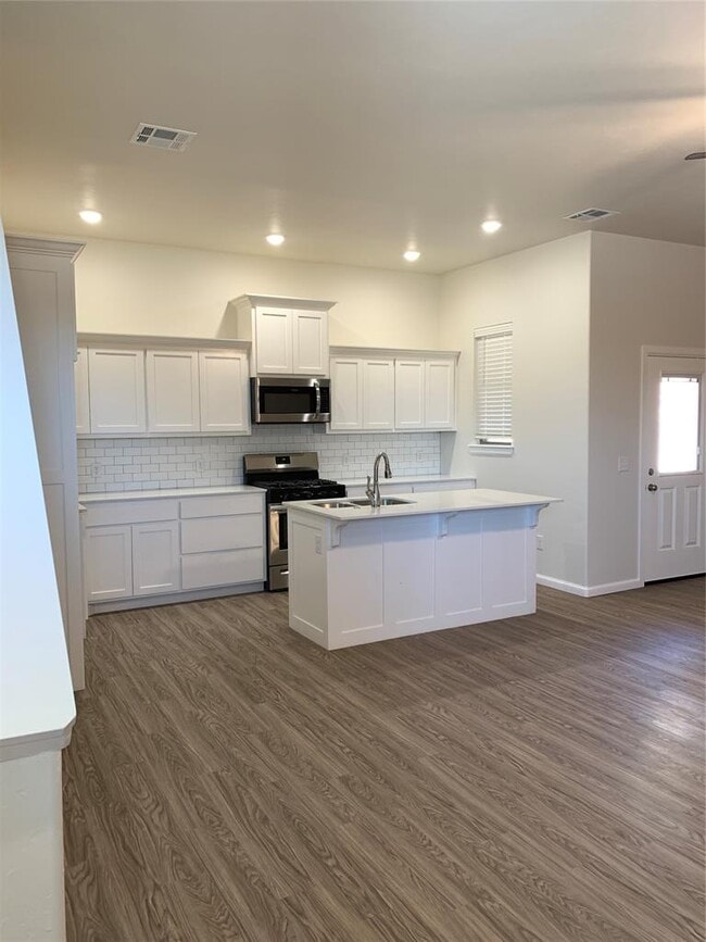 Photo - 3341 Enclave Pl