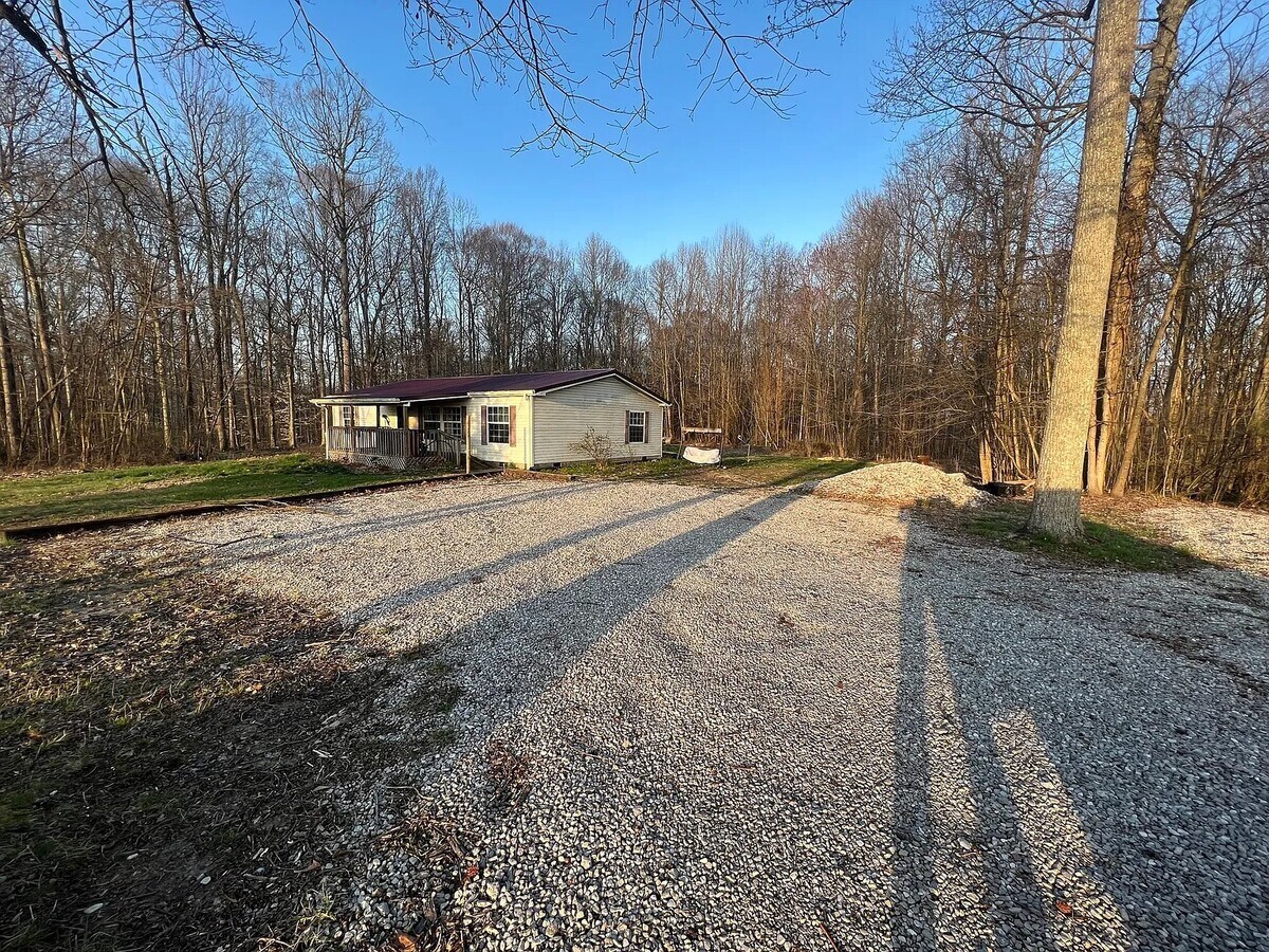 Photo - 2725 N County Rd 600 W