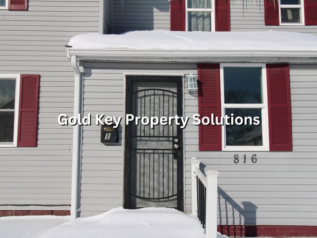 Photo - 816 W 11th St Unit 816 W 11th St Apt #1