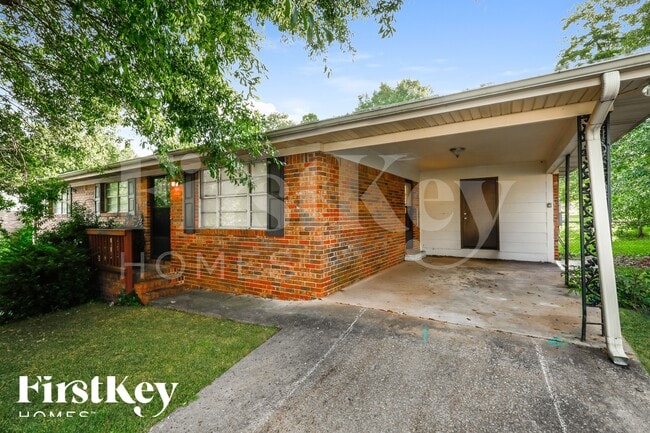 Photo - 5562 Hood St