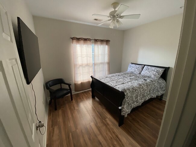 Photo - 1521 Cadfel Ct Unit 207