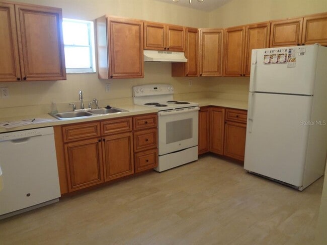 Photo - 15000 Westminister Ave