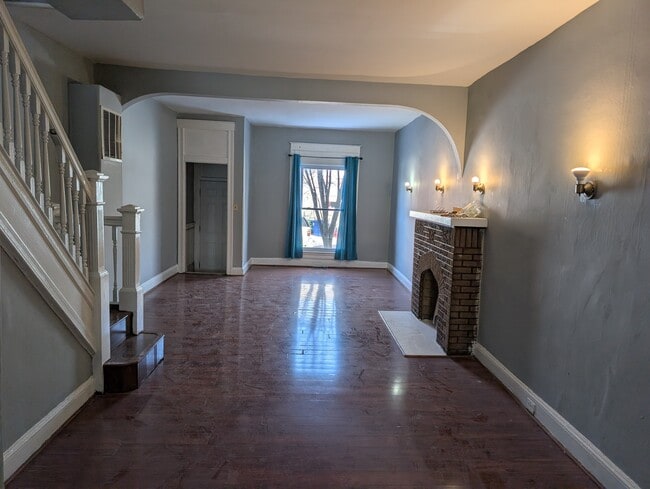 Photo - 2409 McElderry St