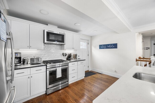 Photo - 114 Moreland St Unit 1