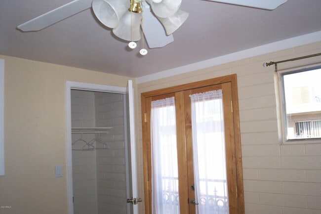 Photo - 2025 S Granada Dr