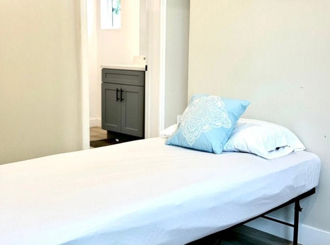 Photo - 1819 Arapahoe St