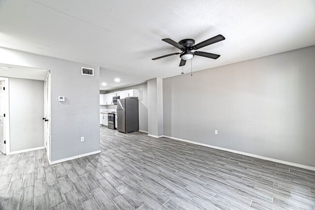 Large Living Room - 9711 Linkmeadow Ln Apartments