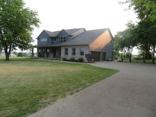 Photo - 9149 Hill Rd S House