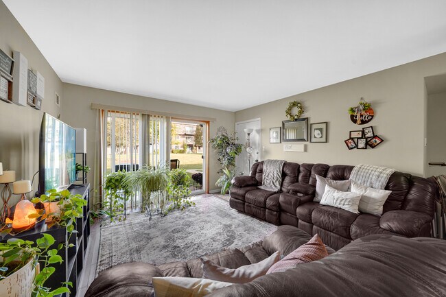 Photo - 9381 Bay Colony Dr Unit 1N