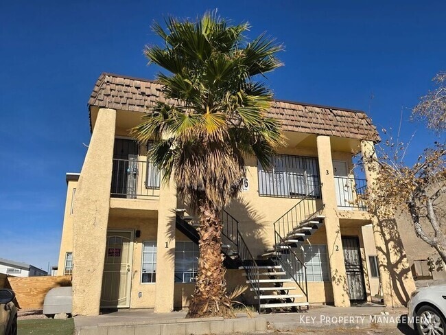 Building Photo - 3516 Thomas Ave Unit #4 Rental