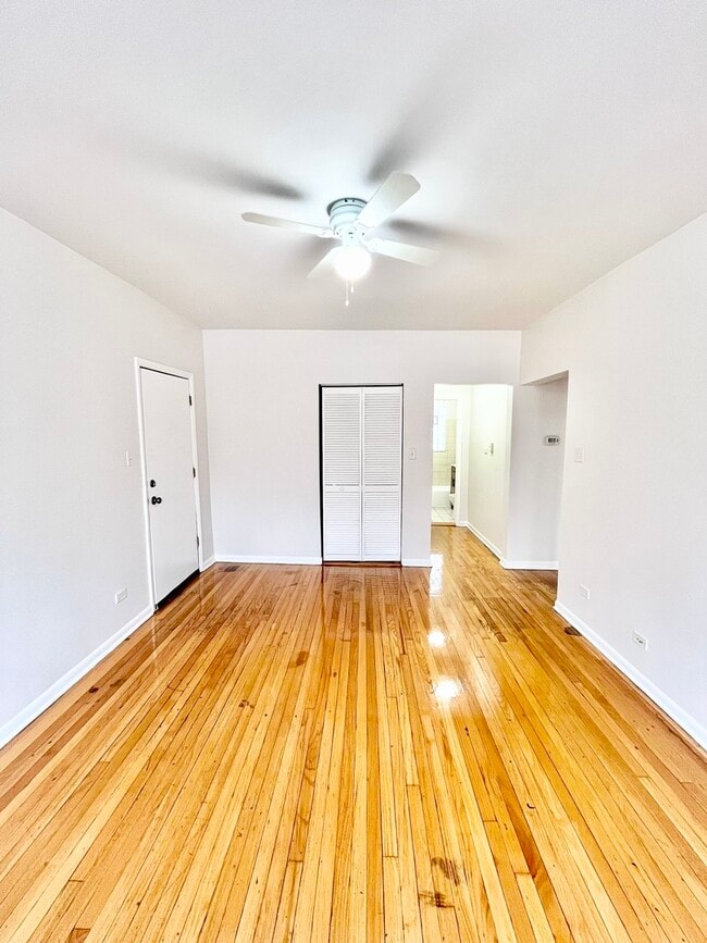 Photo - 3918 W Augusta Blvd Unit 1