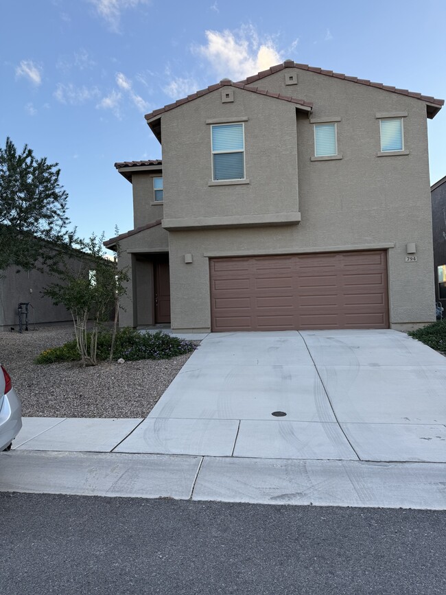 Building Photo - 794 E Catwalk Pl