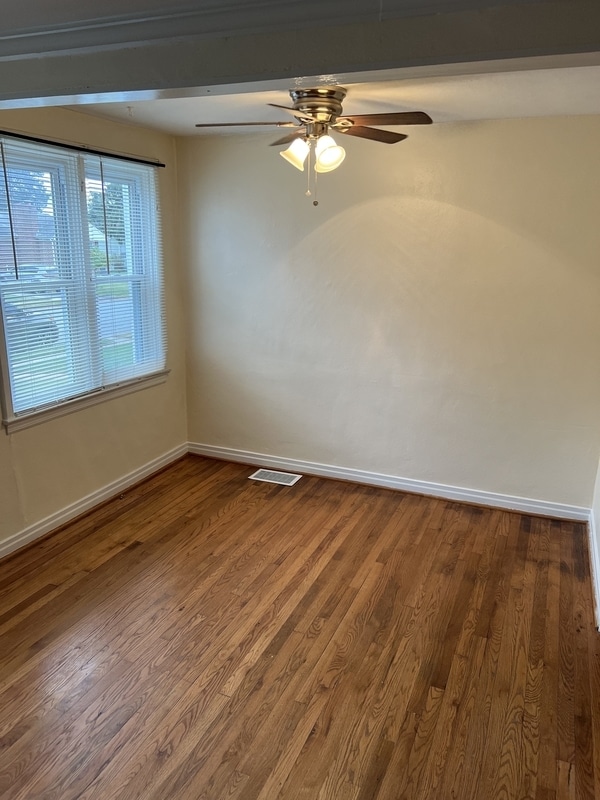 Photo - 105 Bungalow Ave